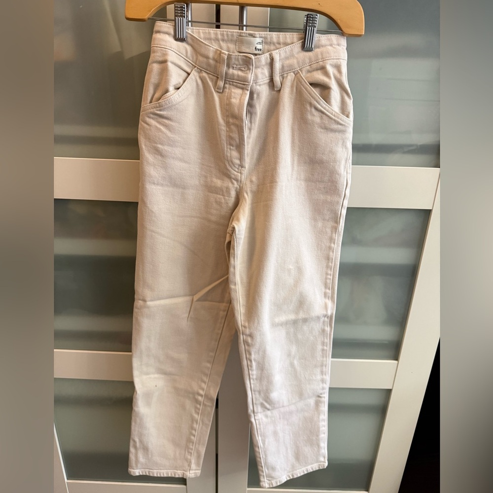 Wilfred Cream Straight-Leg Jeans